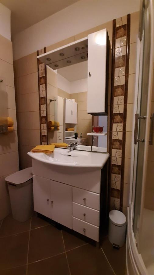Apartman Ana & Marta Сень Экстерьер фото